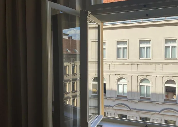 Modern Letna * Praga