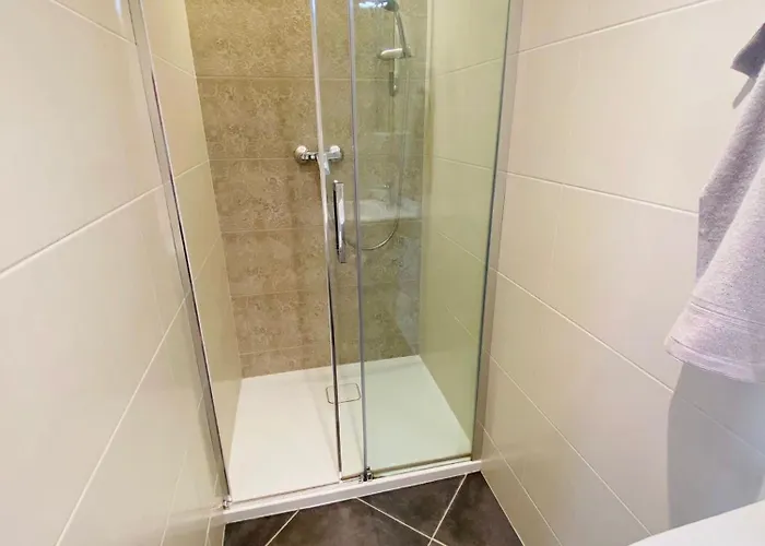 Modern Letna Apartamento