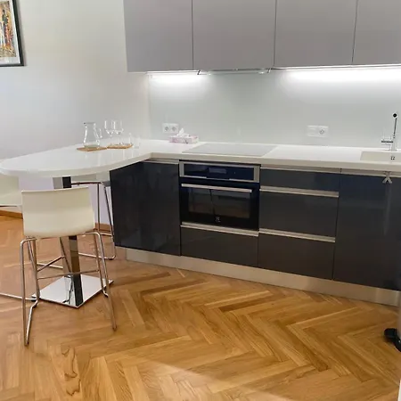 Διαμέρισμα Modern Letna